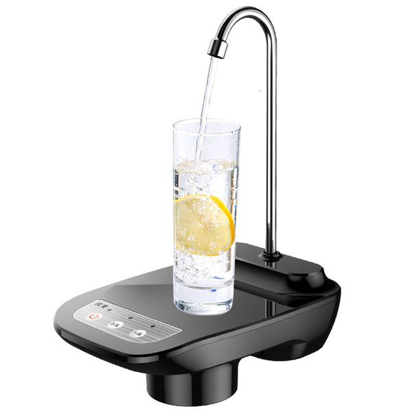 Pompe dell'acqua Pompa dell'erogatore dell'acqua universale Pompa dell'acqua a canna automatica USB Secchio da tavolo portatile Pompa per acqua potabile elettrica wireless 230530