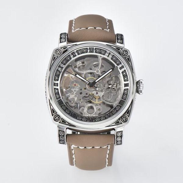 Commercio all'ingrosso KUERSR Brown Mens Orologi retro incisione Orologi da polso Automatico scheletro cinturino in pelle meccanico impermeabile ansehen