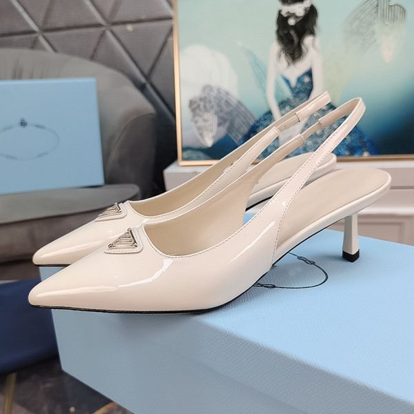 Premium çok yönlü sandalet yaz yeni lüks tasarımcı ince yüksek topuklu kadın ayakkabıları sivri deri arka kayış düğün ayakkabıları boyutları 35-41 +kutu