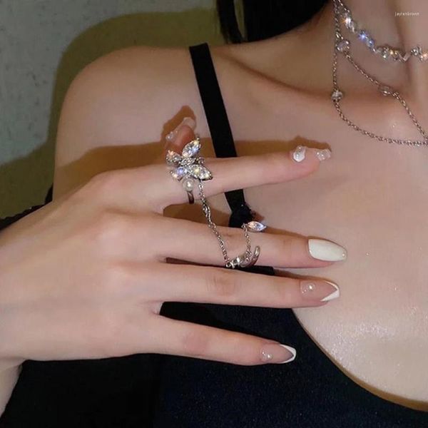 Anhänger Halsketten Hochwertige Damen Halskette Luxus Unregelmäßige Strass Intarsien Schmetterlinge Quasten Weiblichen Ring Frauen Geschenk