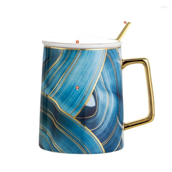 Tassen Luxus bemalte Keramiktasse mit goldenem Griff Mate-Tasse Kaffee Weihnachtsgeschenk Ungewöhnliche Tee-Thermobecher für Niedlich