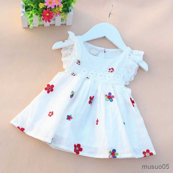 Vestiti da ragazza Vestiti per bambini Vestiti estivi per neonate Fiori Ricamo fragola Vestito da principessa per bambini Abbigliamento per bambini in cotone carino