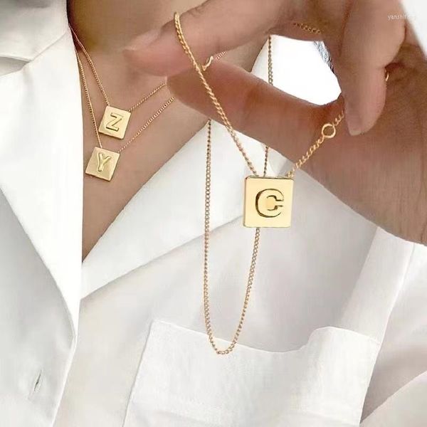 Colares pendentes Moda 26 Letras Nomear Gold Color Charking Colar Colar Titanium Aço Clavícula Chain para mulheres Charm Jewelry Gift