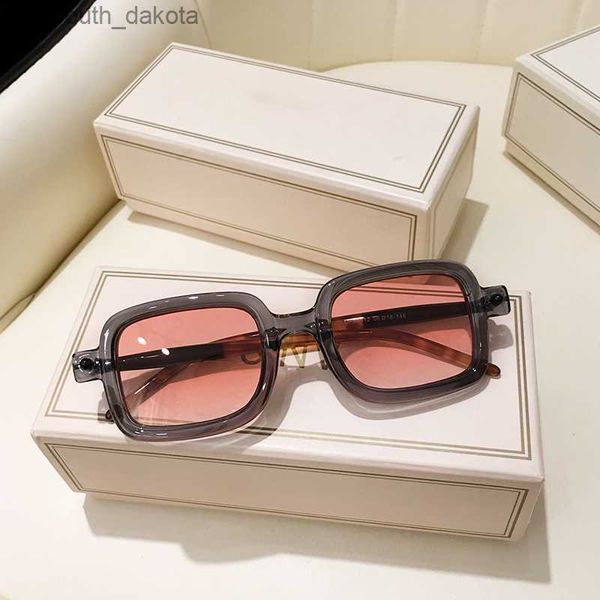 Güneş gözlüğü vintage gri pembe lens kare güneş gözlükleri kadınlar 2021 marka moda gösterisi düz gözlük 90s dikdörtgen erkekler güneş gözlükleri l230523