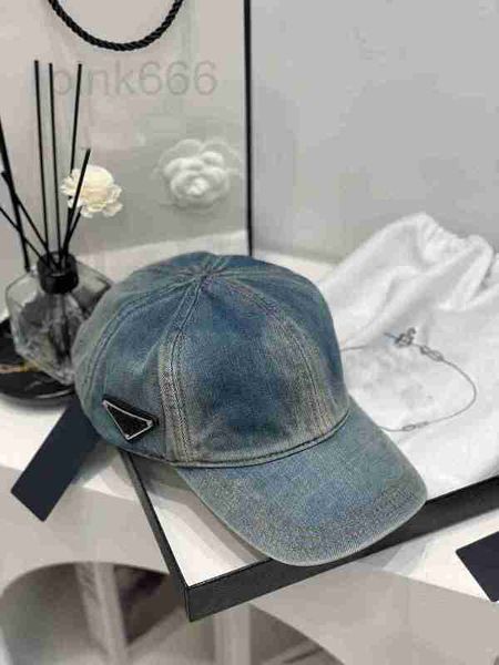 Ball Caps Tasarımcı Üçgen Denim Şapka Moda Tasarımı Kadın Erkekler Metal Lüks Kova Kapağı Unisex Tag Ebki