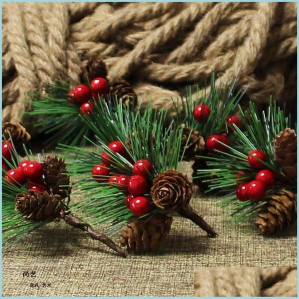 Decorações de Natal Bagas Plásticas Artificiais Folha de Pinheiro Cone Natural Bola Árvore de Natal Caixa de Presente Coroas Decoração Artesanal Dro Dhxot