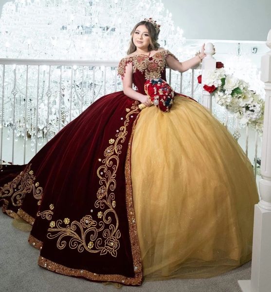 Vestidos de veludo quinceanera da Borgonha 2023 bordados de ouro de luxo garotas mexicanas doces de 16 anos, vestidos de baile