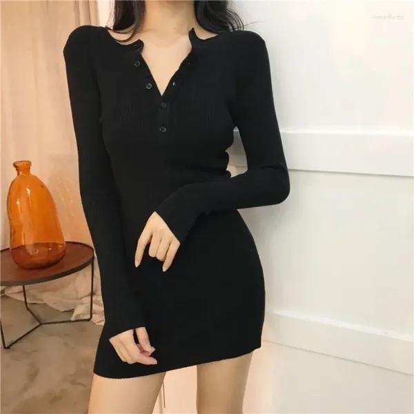 Casual Kleider Schwarz Sexy Weibliche Strickkleid Winter Herbst Wrap 2023 Mode Pullover Frau Vintage Koreanische Mini Kurz