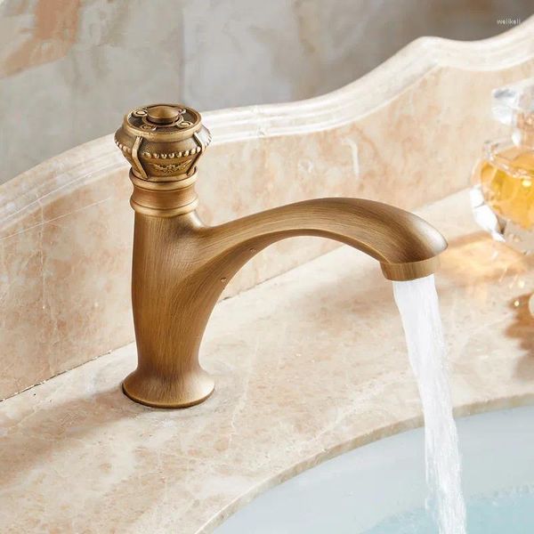 Banyo lavabo muslukları katı pirinç musluk tek kol 1 delikli havza bronz soğuk su karışıcı musluk fırçalanmış kaplama klasik