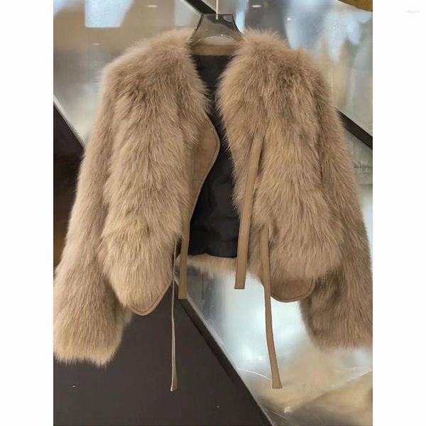 Kadınlar Kürk Mink Coats Sonbahar Kış Kış Fluffy Faux Ceket Kadınlar Zarif Moda Kalın Sıcak Tikalı Stil Ceketler 2023 Üstler T839