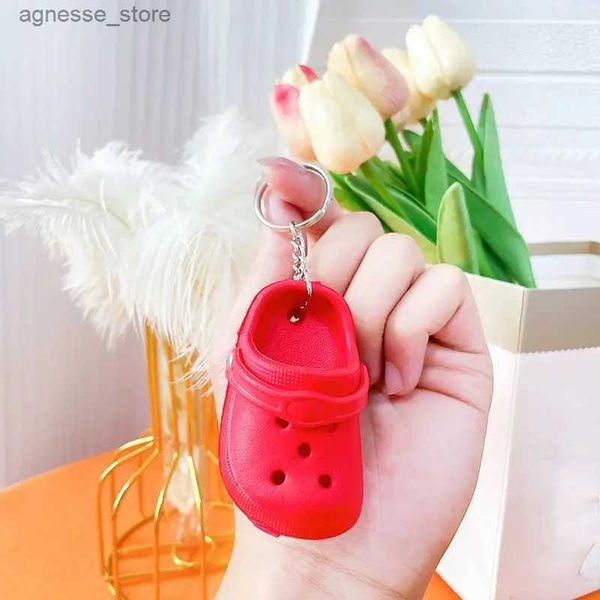 Chaveiros Lanyards Mini Slipper Chaveiro Cute Fun Hole Sapatos Chaveiro Anel Bolsa Mochila Charme Earbud Case Capa Acessórios Mulheres Meninas Presente R231201