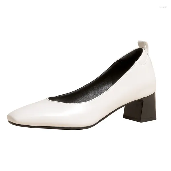 Sapatos de vestido clássicos mulheres saltos altos smallhut 2023 primavera branco preto redondo toe bombas moda chunky hees escritório senhoras festa