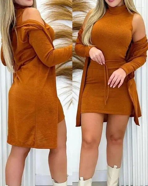 Abiti da lavoro Casual Set da 3 pezzi Completi da donna Collo a lupetto Canotta aperta sul davanti Canottiera alla moda con coulisse Minigonna skinny con cappotto lungo