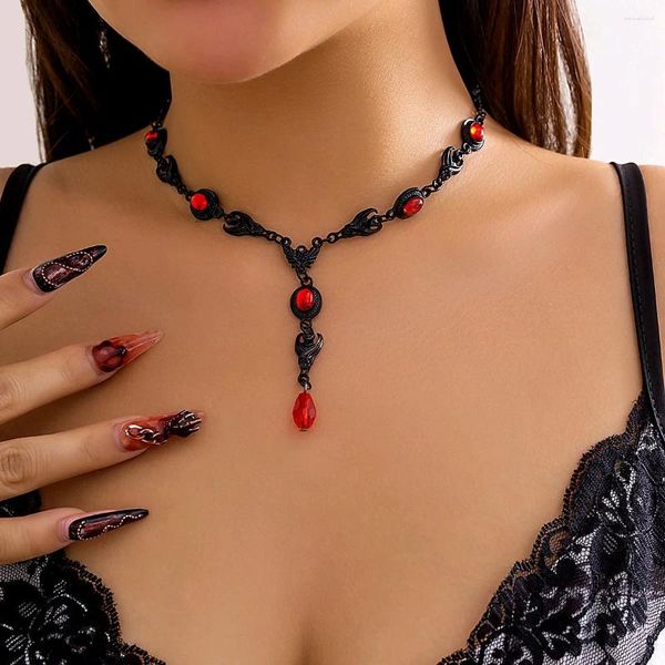 Anhänger Halsketten Halloween Halskette Zubehör Für Frauen Gothic Blut Tropfen Rubin Quaste Wasser Tropfen Kette Schmuck Party Gefälligkeiten