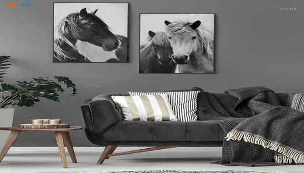 Poster e stampe moderni in bianco e nero Cavallo Wall Art Canvas Pittura Immagini a parete per soggiorno Decorazione nordica Home16195627