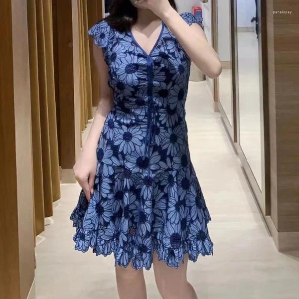 Casual Kleider Sommer Kleid Blume Spitze Up A-linie Ärmellose Koreanische Mode In Kleidung Chic Party Elegante Tank Mini Robe Femme