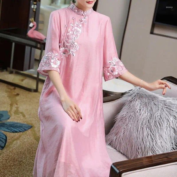 Casual Kleider Chinesischen Stil Modifizierte Cheongsam Exquisite Gestickte Party Kleid Frauen Retro Stehkragen Elegante Rosa Lose Jahr