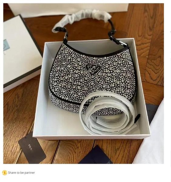 2023 Luxurys Tasarımcı Omuz Çantaları Kadın Kristal Diamante Çanta Metalik Boncuklar Glitter Diamonds Lady Aksiller Çanta Crossbody Ladies Cüzdan A1