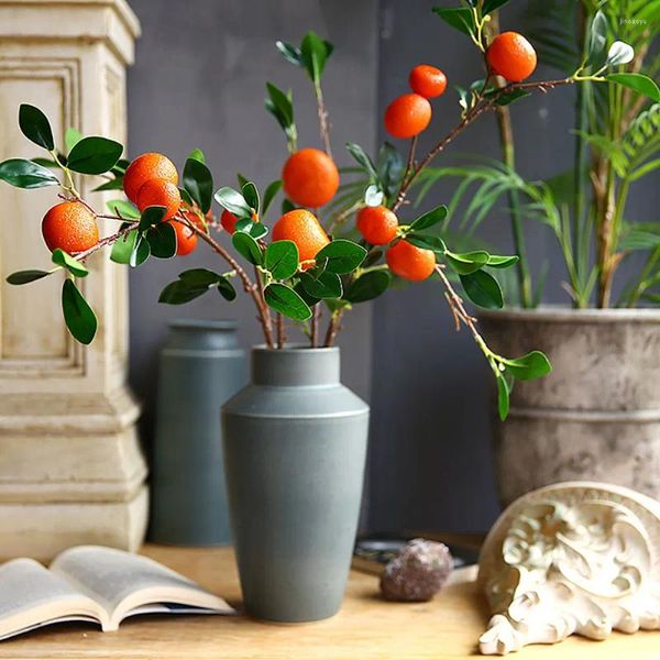 Fiori decorativi Falso mazzo artificiale Simulazione Ramo di frutta Piante imitazione Decorazioni per la casa Festa di nozze 1 pz Puntelli Vite realistica