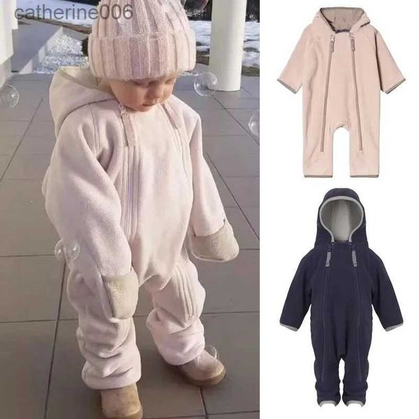 Set di abbigliamento Vestiti per bambini 2023 Inverno Nuovo danese per bambini double-face Delicato pile polare Tuta per bambini carino e confortevole Crawl SuitL231202