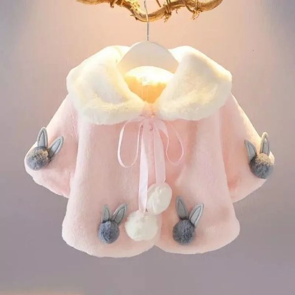 Piumino Primavera Autunno Mantello infantile Pelliccia imitazione Bambino Bambini Cardigan Poncho Abbigliamento Neonata Mantello Capispalla PTKPCC 231202