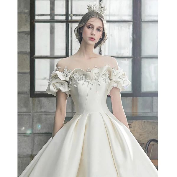 Abiti sexy urbani Abito da sposa con spalle scoperte in raso Brida Trailing francese semplice abito di lusso retrò H899 231202