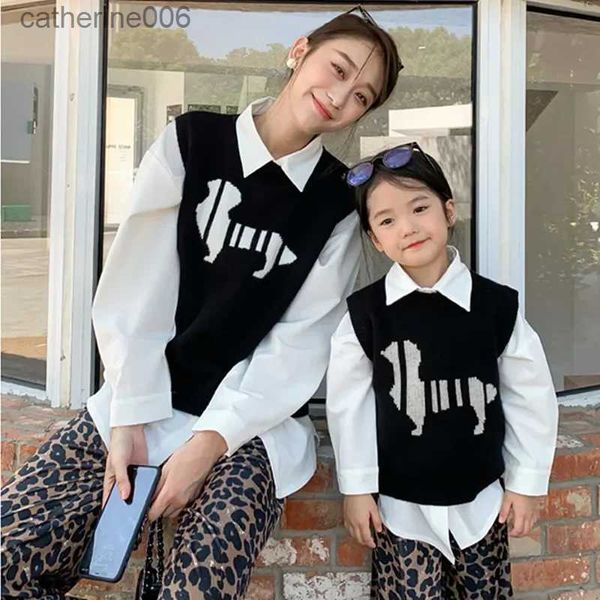 Conjuntos de roupas Mãe Filha Roupas Conjuntos Outono Crianças Menina Knit Sleeve Blusa + Leopard Calças Outfits Bebê Mulheres Terno Família Matching KidsL231202