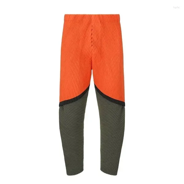 Pantaloni da uomo Miyake a pieghe Autunno 2023 Casual Splice Piedi sportivi elastici alti Pantaloni corti colorati