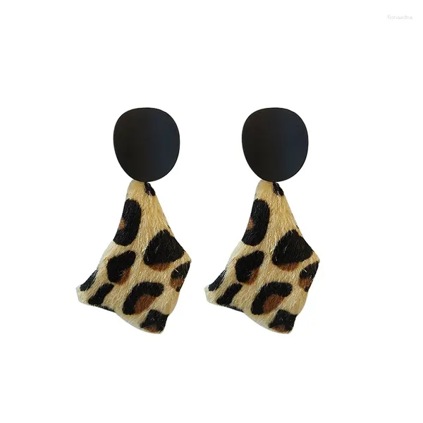 Brincos pendurados vintage leopardo earstuds de pelúcia para mulheres geométricas earthrops on-line celebridade temperamento orelha jóias atacado