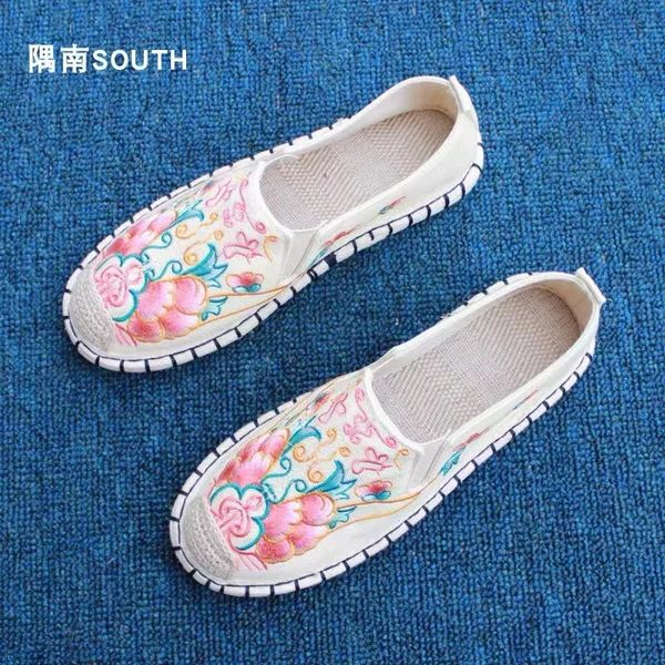 Sapatos de vestido Lunajoy2023 Hmong Miao Mulheres Estilo Chinês Bordado Handmade Easy Wear Old Beijing 231201