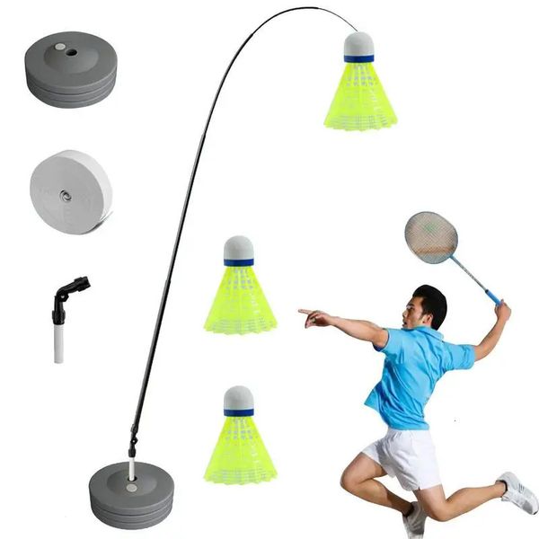 Racchette da tennis Corde Badminton Strumenti per la pratica dell'autoallenamento Set da gioco all'aperto Racchette Volani Combo per bambini Accessori per la pratica del badminton per adulti 231201