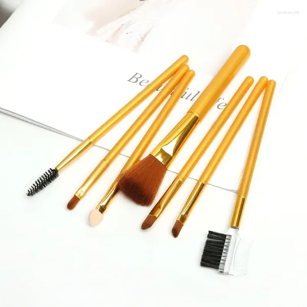 Pennelli per trucco Set di strumenti Pennello per cipria Brocha portatile da 7 pezzi Maquillaje Cosmetici per occhi Accessori di bellezza Mini per principianti