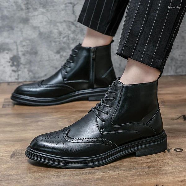 Stivali stile britannico Top vintage vecchi fatti a mano da uomo brogue tooling scarpe in pelle di mucca casual cerniera caviglia deserto nero