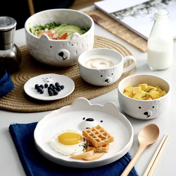 Ciotole Piatti in ceramica Simpatico cartone animato Orso polare Piatto bianco Semplice cucina giapponese Cibo Stoviglie Tazza da caffè Piattino per frutta Utensili 231202