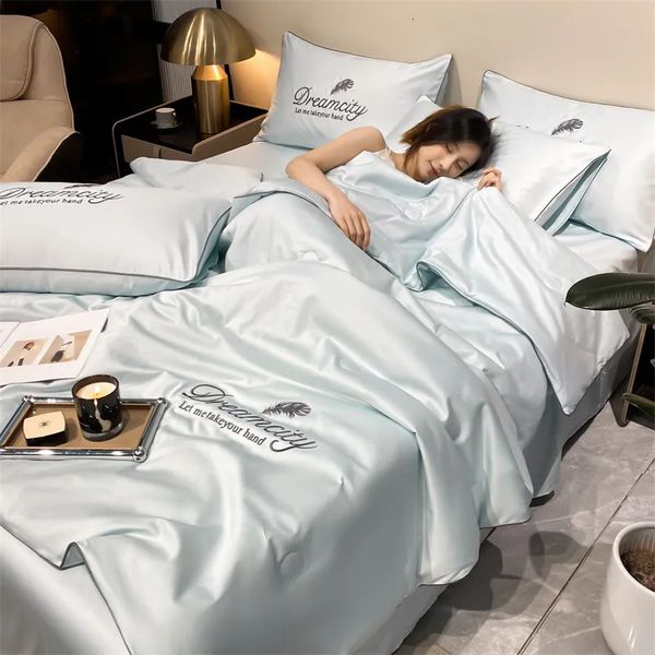 Set di biancheria da letto Set trapunta estiva Tessili per la casa Trapunta sottile fresca di ghiaccio Lenzuolo Federa 4 pezzi Coperta queen size Lavabile 231202