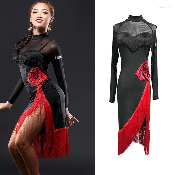 Abbigliamento da palcoscenico Abito da ballo latino Nero Manica lunga Frange rosse Donna Competizione Performance Salsa Tango Cha Abbigliamento A3130