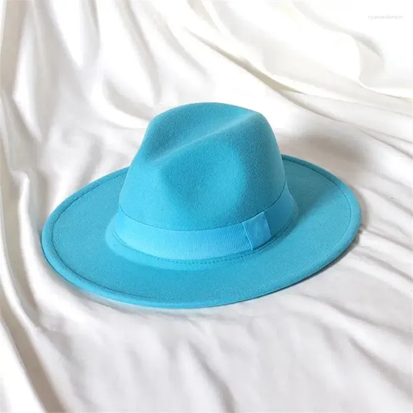 Berets simples cor sólida clássico feltro jazz chapéu mulheres homem lã fedora com webbing tonal lago azul senhoras imitação bonés