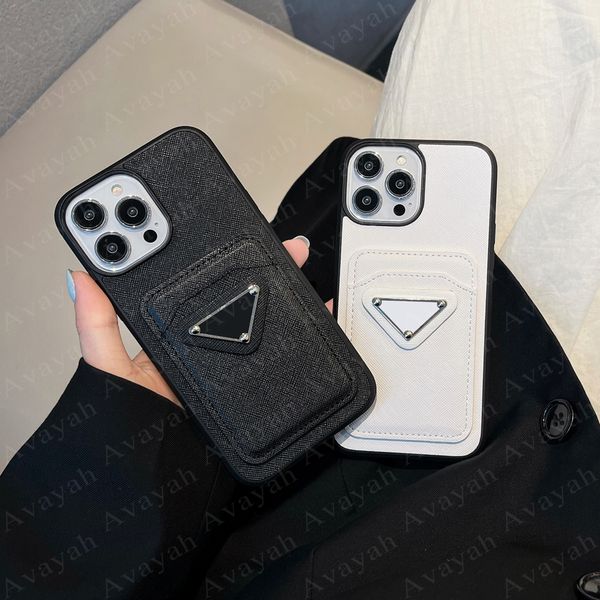 Capas de telefone triangulares de designer de luxo para iPhone 15 14 14pro 14plus 13 13pro 12 12pro 11 Pro Max X Xs Xr 8 7 Plus Suporte de bolso de cartão de couro Capa de proteção de corpo inteiro