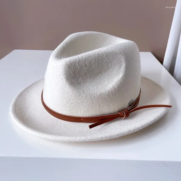 Berets moda homens fedoras chapéus para mulheres jazz chapéu laço elegante inverno preto branco lã boné ao ar livre casual panamá feltro