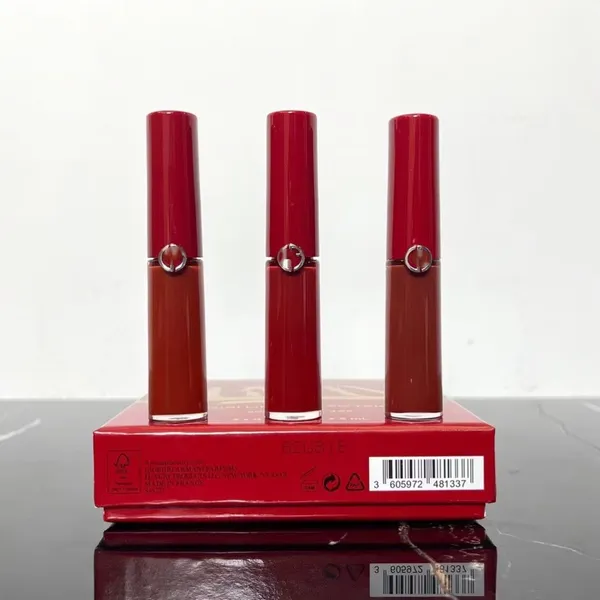 Conjunto de gloss labial de ano novo GIORGIO Marca de alta qualidade Girl Lip Beauty 3 unidades / conjunto Mini Lip Maestro Trio Shades # 206 # 400 # 405 3,5 ml * 3 unidades / conjunto Presente de Natal Bela embalagem 2023