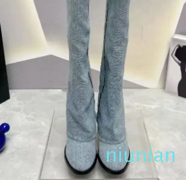 Alta qualità Slim Fit Vera pelle da donna Lettera di moda Vera pelle Doppio strato Cucito Cerniera Tacchi alti 7,5 cm Show Party Martin Stivali Taglia 35-41