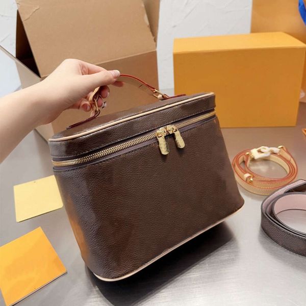 Saco de designer agradável casos cosméticos saco de higiene pessoal compõem saco feminino crossbody com caixa agradável no79