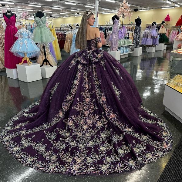 Quinceanera a cuore lucido viola si veste da appliques a sfera per la spalla Crystal Flower Crystal Vestidos de anos