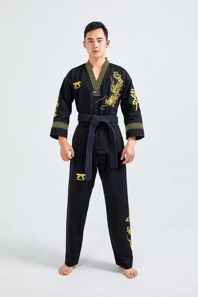 Защитное снаряжение, черная профессиональная форма для тхэквондо, мужской комплект унисекс, пояс, каратэ, дзюдо, боевые искусства для взрослых, одежда WTF с длинным рукавом 231202