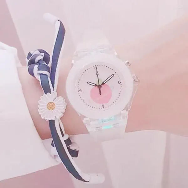 Bilek saatleri moda ışınlı kuvars gündelik bilek saatleri kauçuk kayış kadınlar için moda saat su geçirmez kol saati çocuk hediyesi