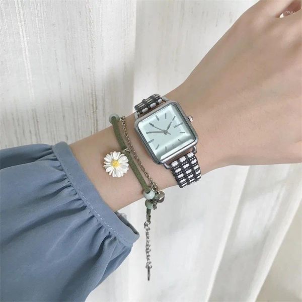 Orologi da polso Orologi da donna semplici casual al quarzo quadrati impermeabili con cinturino in tessuto alla moda Orologio da donna per ragazze