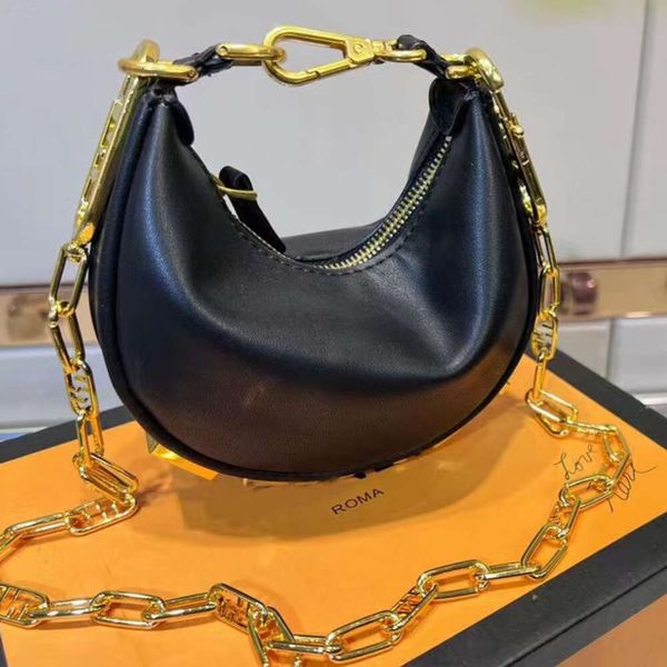 2024 Nano Graphy Hobo-Handgelenktasche, Halbmond-Reißverschluss, Vintage-Unterseite, goldener Metallbuchstabe, Luxurys Cross-Body-Designer-Damen-Clutch