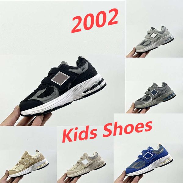 Designer Kinder 2002 Kinder Laufschuhe 2002 Refined Future Castlerock Schwarz Taupe Creme Nightwatch Green Turtledove Sea Salt Athletic Sneakers