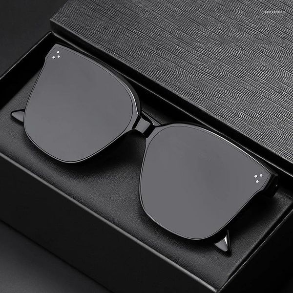 Солнцезащитные очки 2023 тренд для женщин и мужчин простой дизайн декоративные очки для вождения автомобиля очки унисекс солнцезащитные UV400