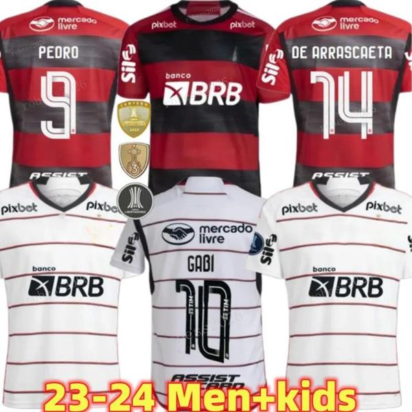 Maglie da calcio Flamengo 2023 2024 VIDAL DE ARRASCAETA GABI Maglie da calcio PEDRO B.HENRIQUE E.RIBEIRO Kit per bambini Camisa Flamengo 23 24 Outubro Rosa Jersey